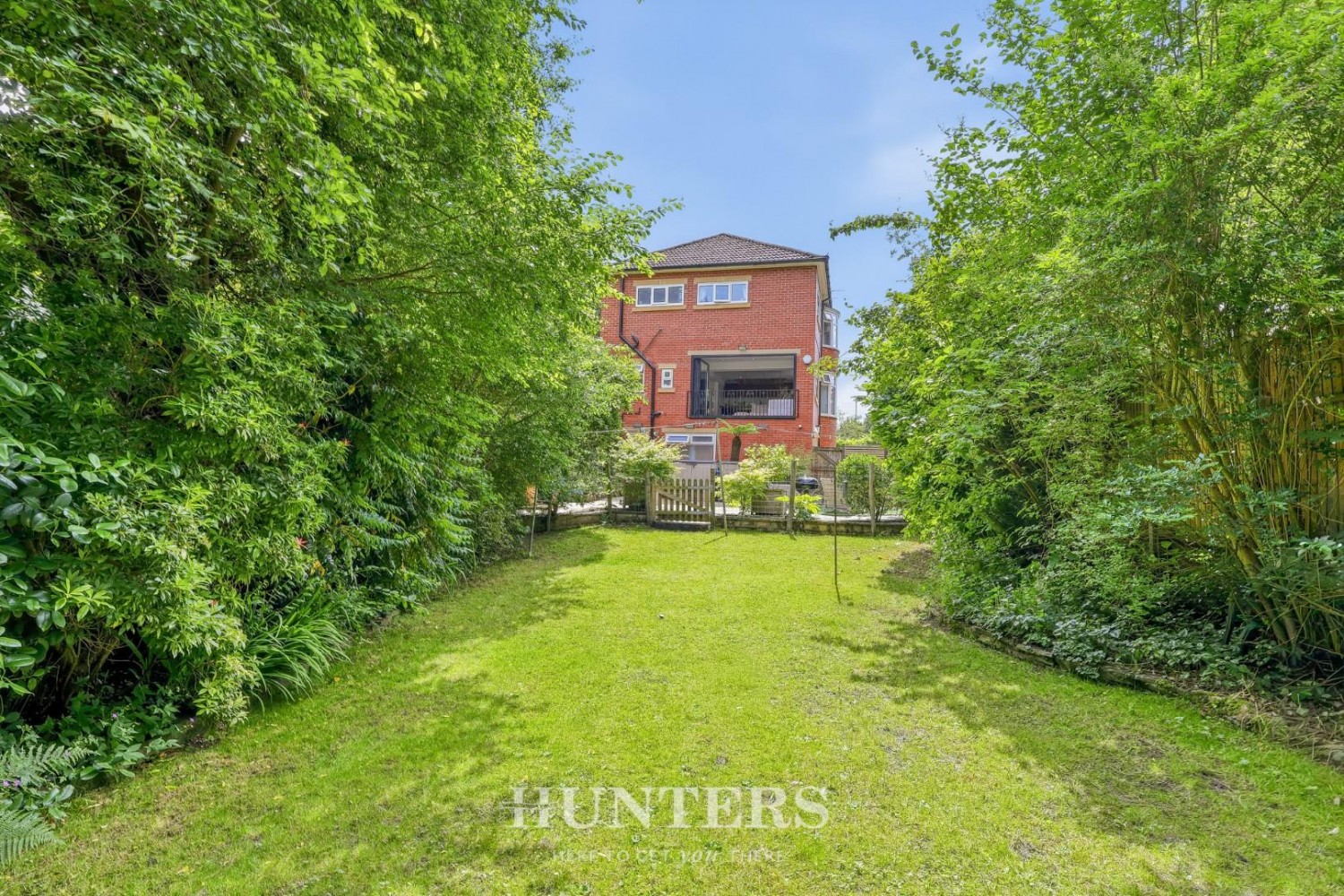 4 bedroom House for sale in Parkside, Woodside, Alkrington, Middleton M24