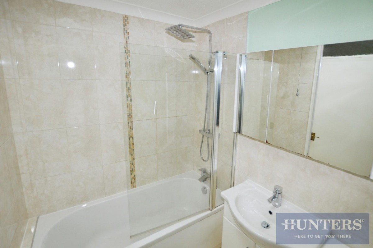 Lutterworth Road, Blaby, Leicester, LE8 4DW