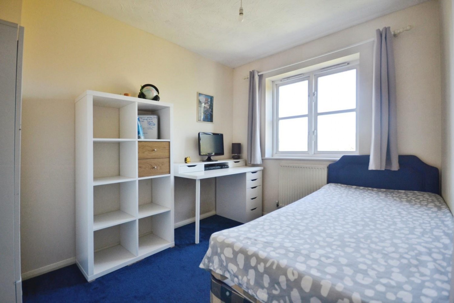 4 bedroom House to let in Elm Park, Reading