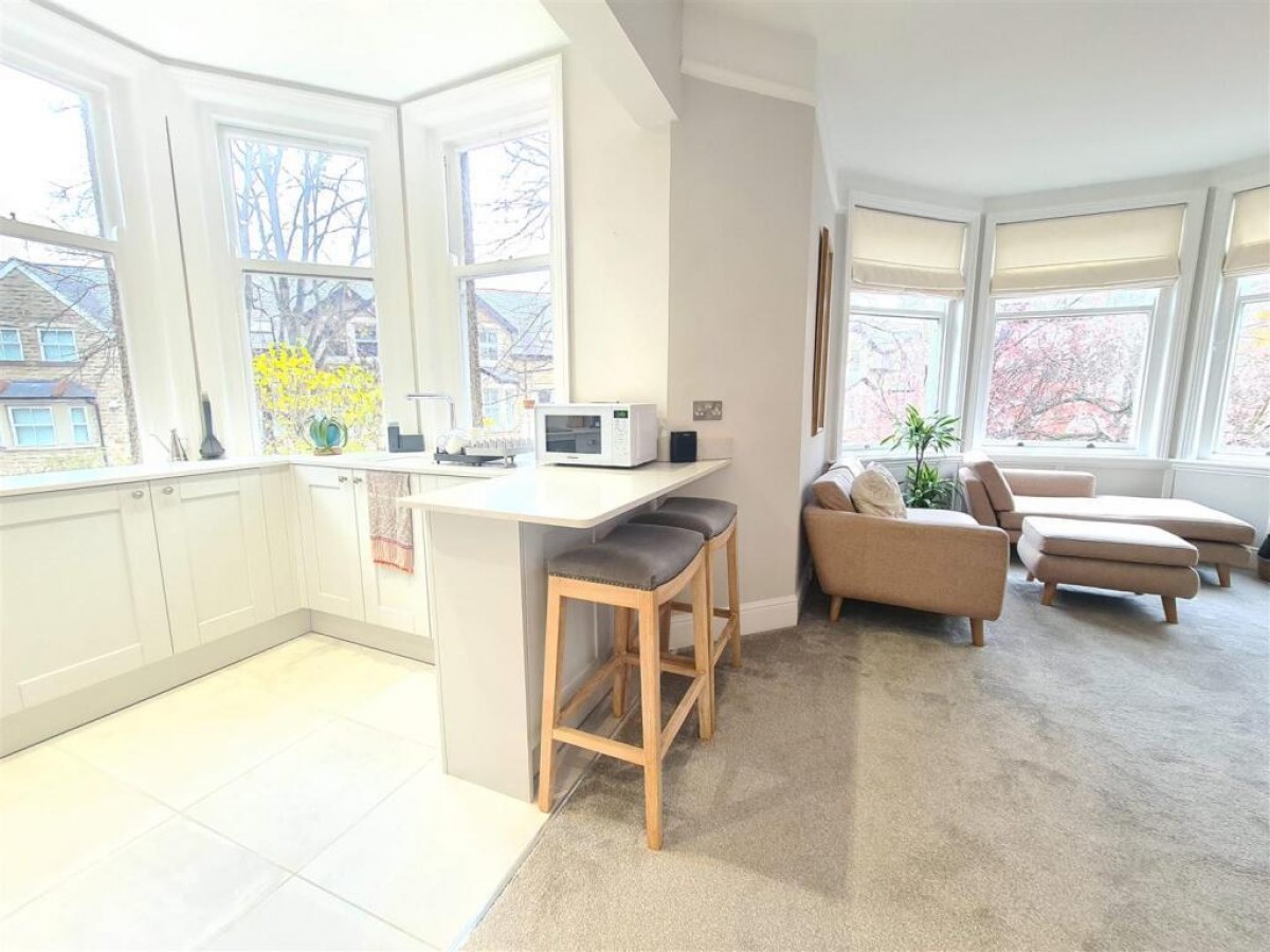 St Marks Avenue, Harrogate, North Yorkshire, HG2 8AE