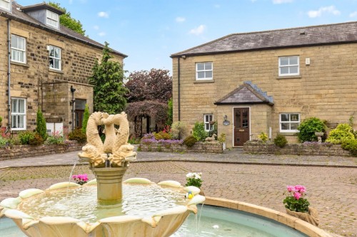 Harrogate Road, Harewood, Leeds