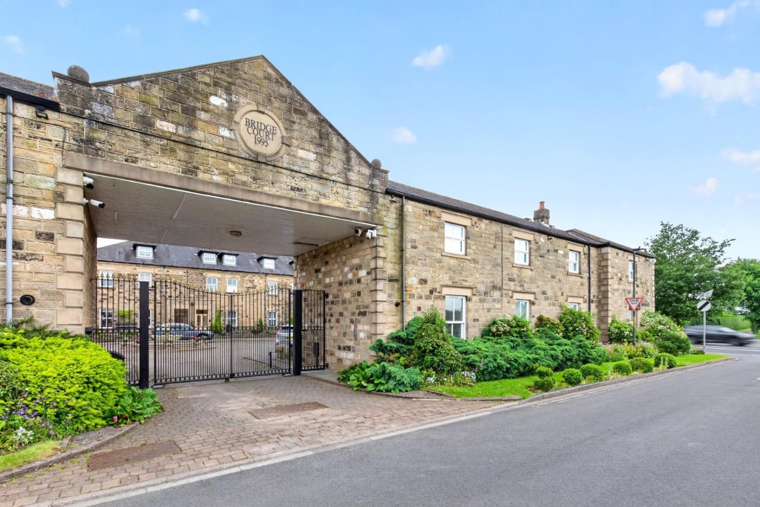 Harrogate Road, Harewood, Leeds