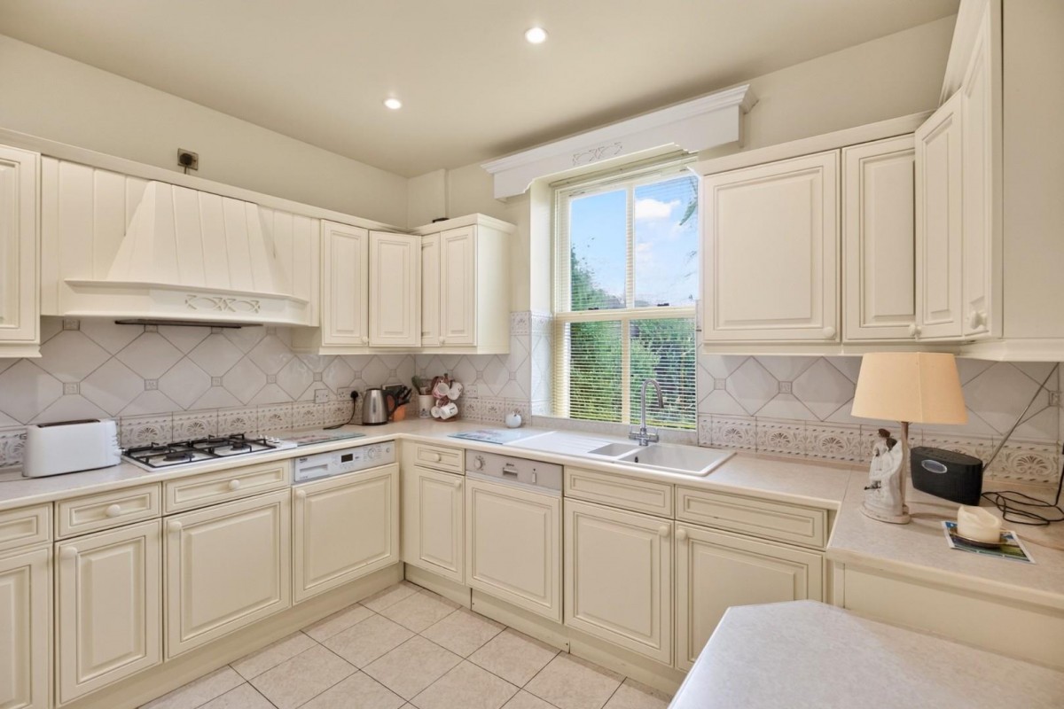 Harrogate Road, Harewood, Leeds