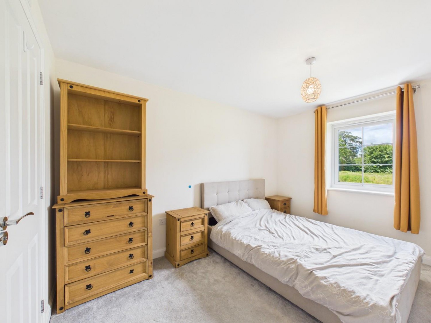 Haybob Road, Thornbury