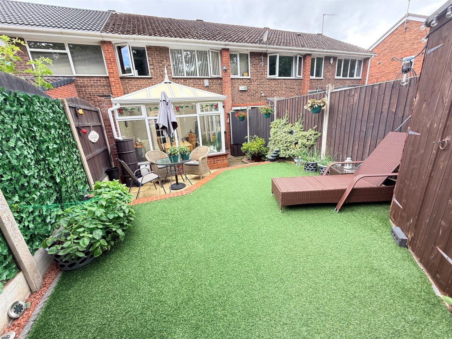 Penfields Road, Stourbridge, DY8 4UR