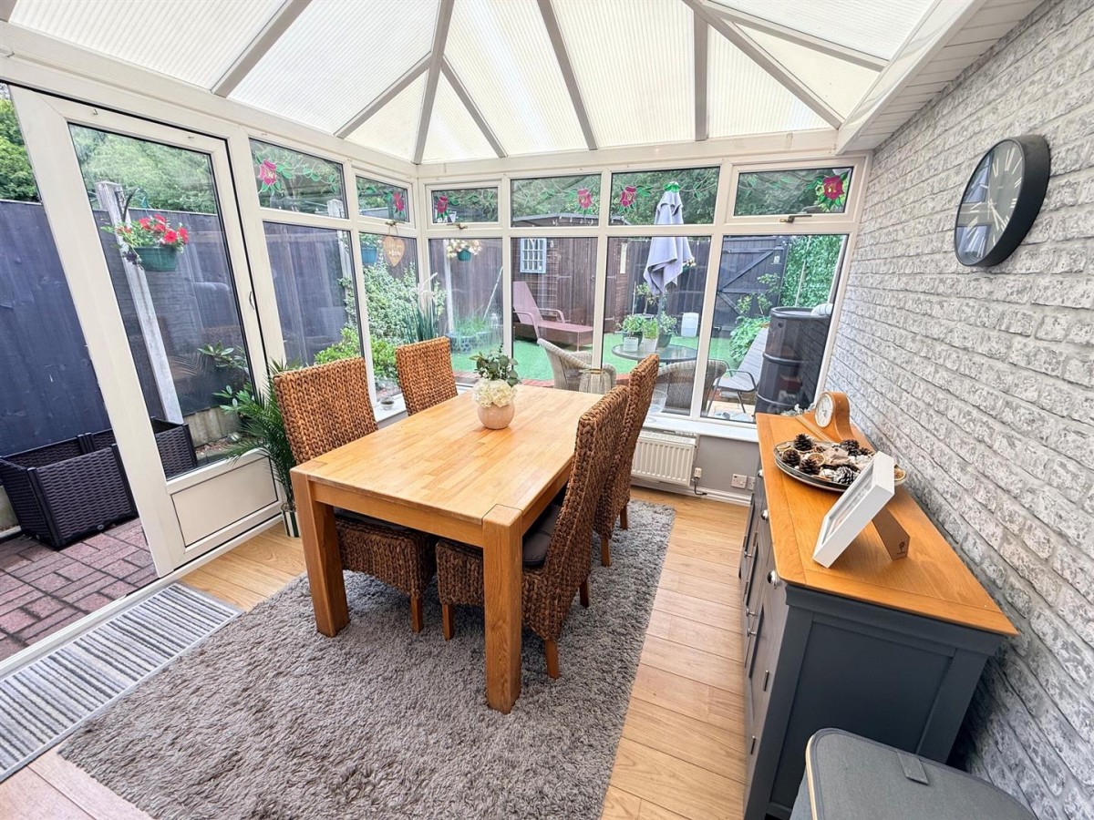 Penfields Road, Stourbridge, DY8 4UR
