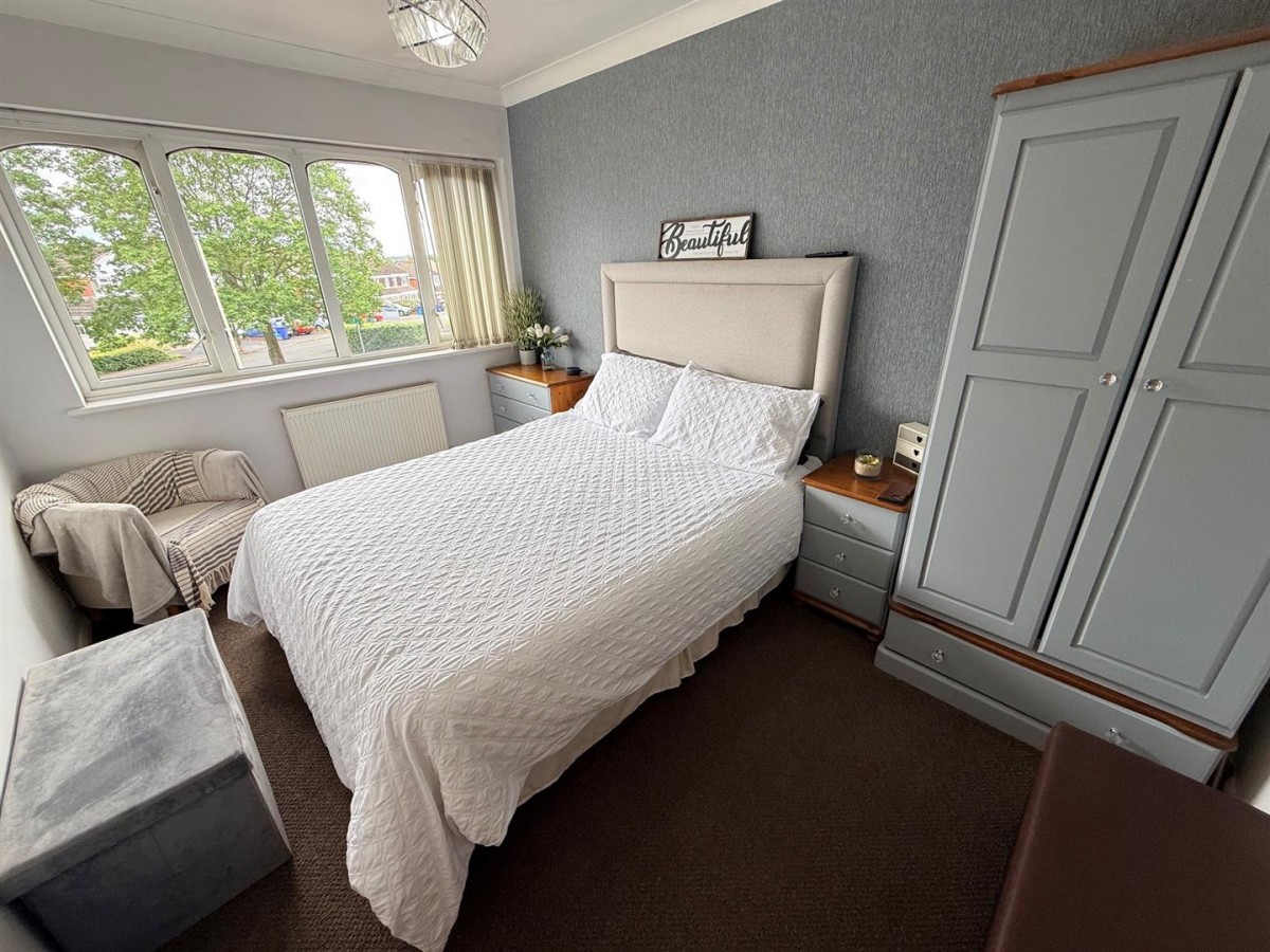 Penfields Road, Stourbridge, DY8 4UR