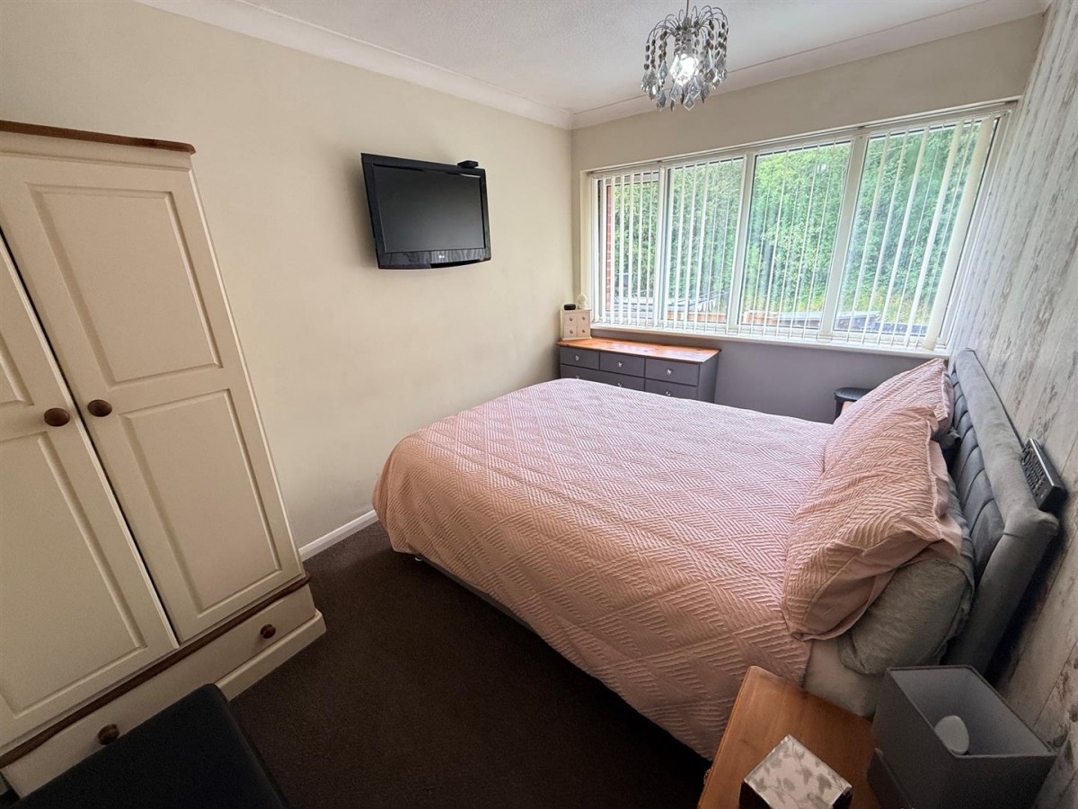 Penfields Road, Stourbridge, DY8 4UR