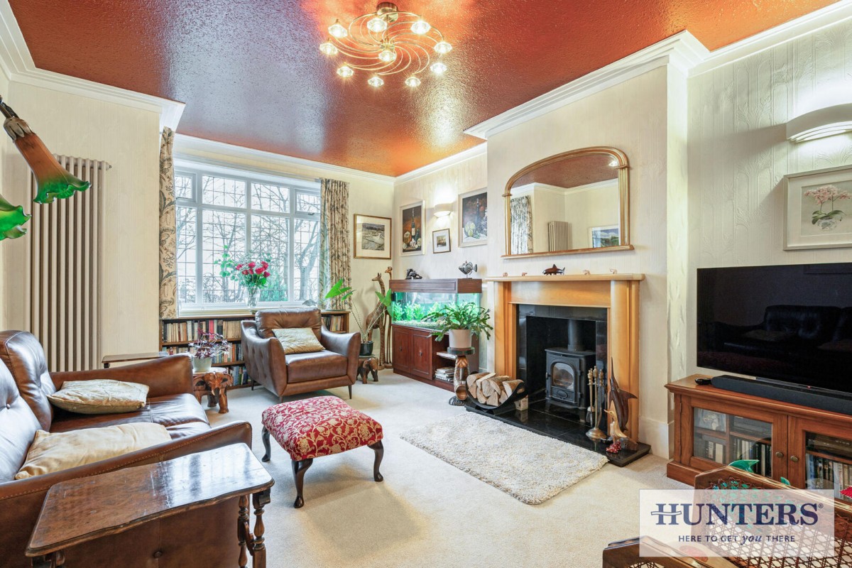 Emmott Drive, Rawdon, Leeds
