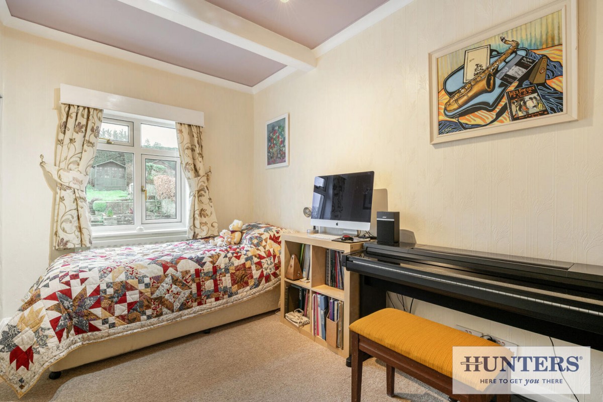 Emmott Drive, Rawdon, Leeds