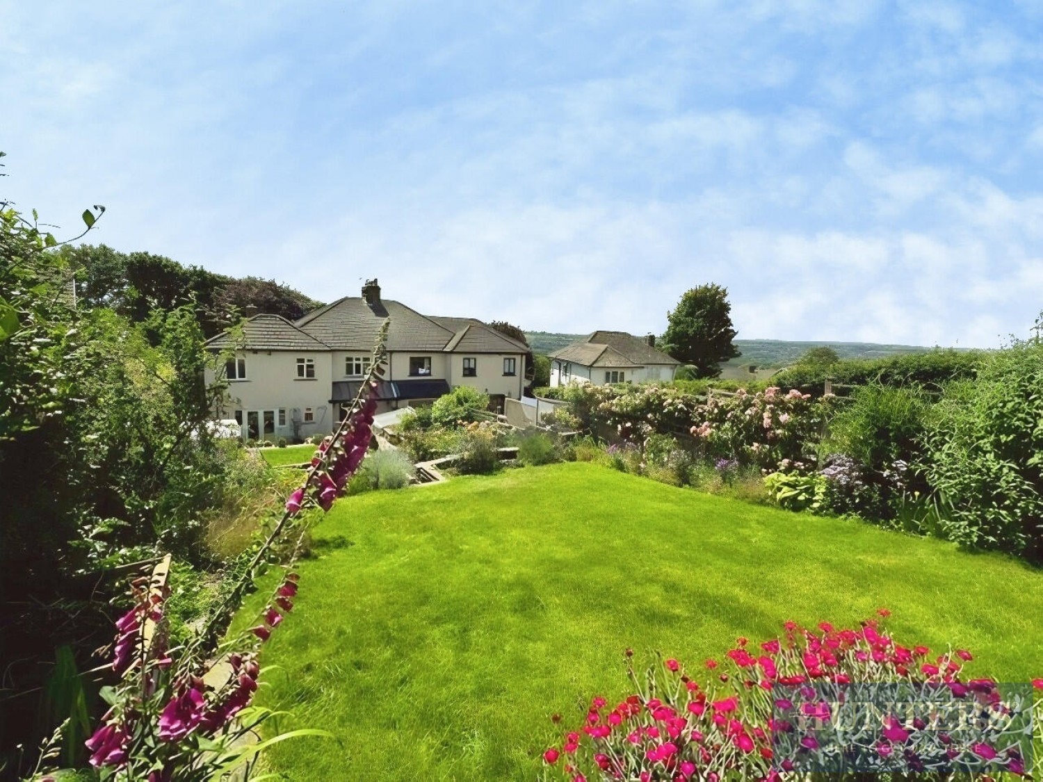 Emmott Drive, Rawdon, Leeds