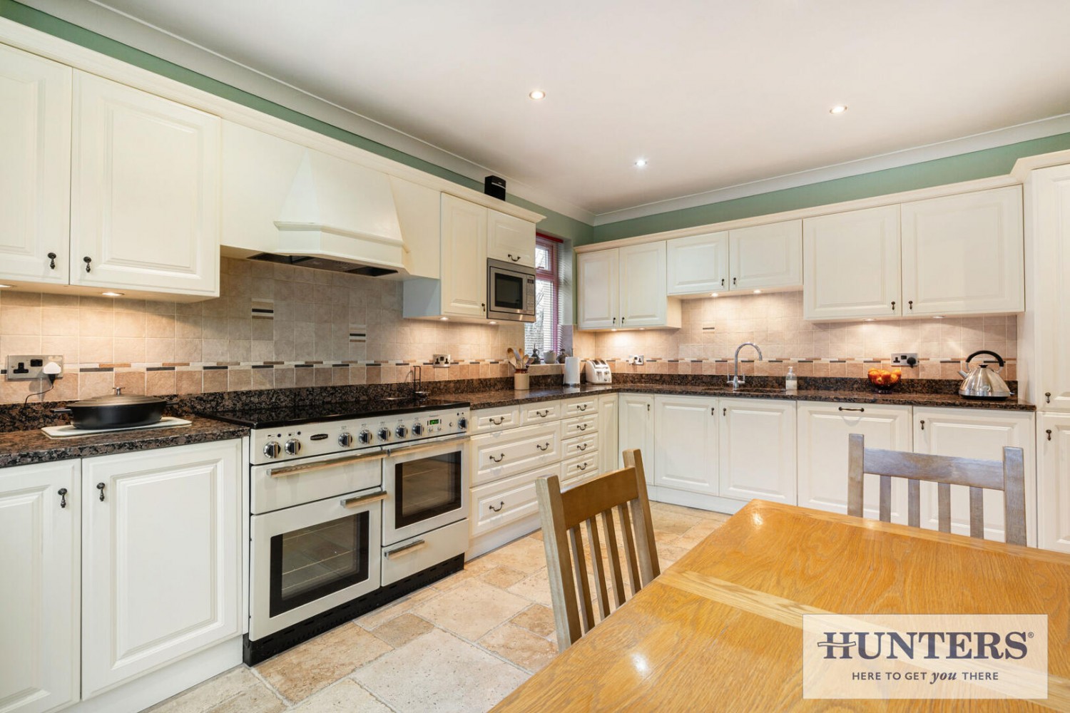 Emmott Drive, Rawdon, Leeds