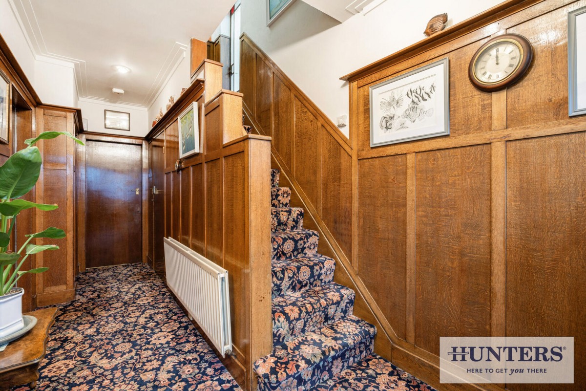 Emmott Drive, Rawdon, Leeds