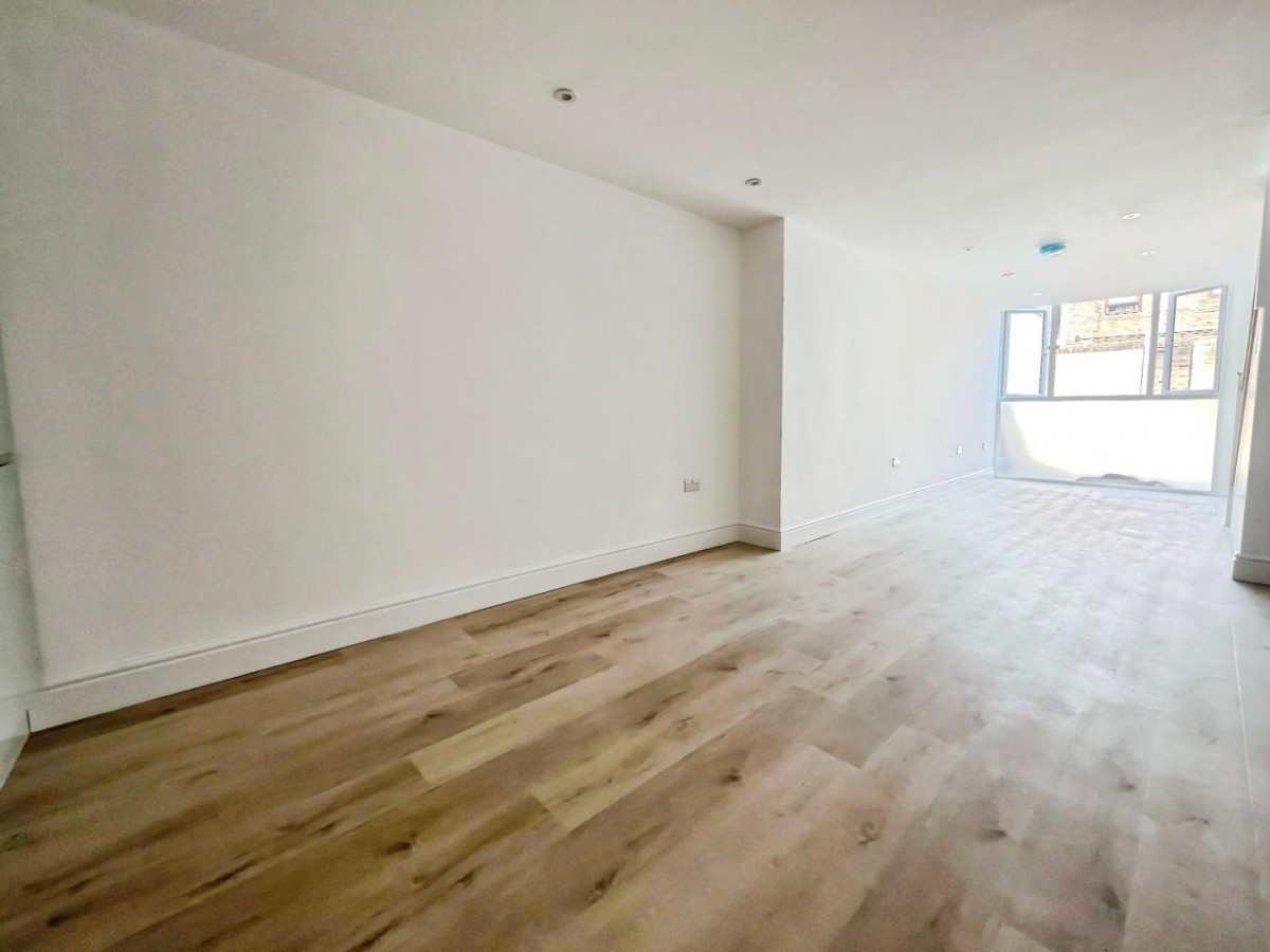 Windmill Road, Brentford, TW8 0QQ