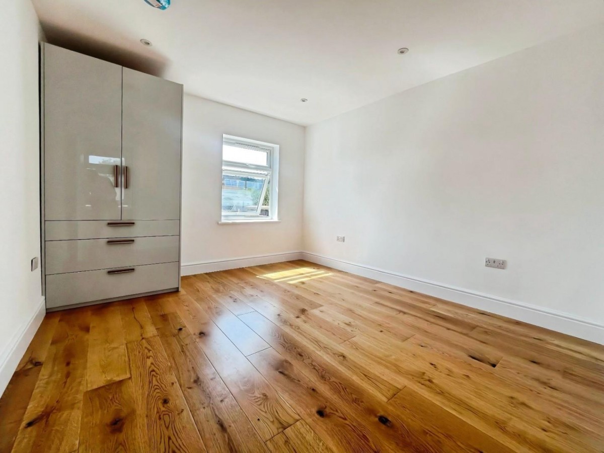 Windmill Road, Brentford, TW8 0QQ