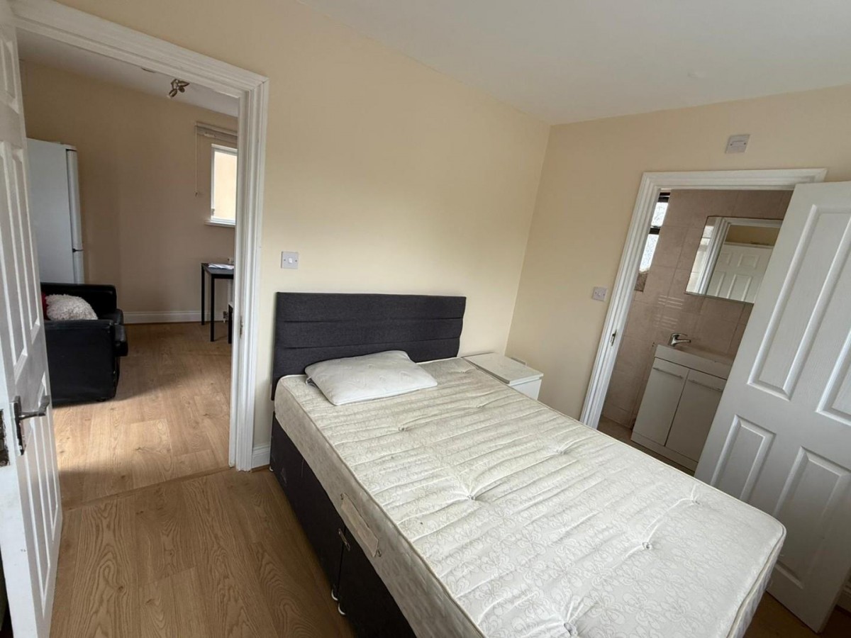 Kenton Road, Harrow