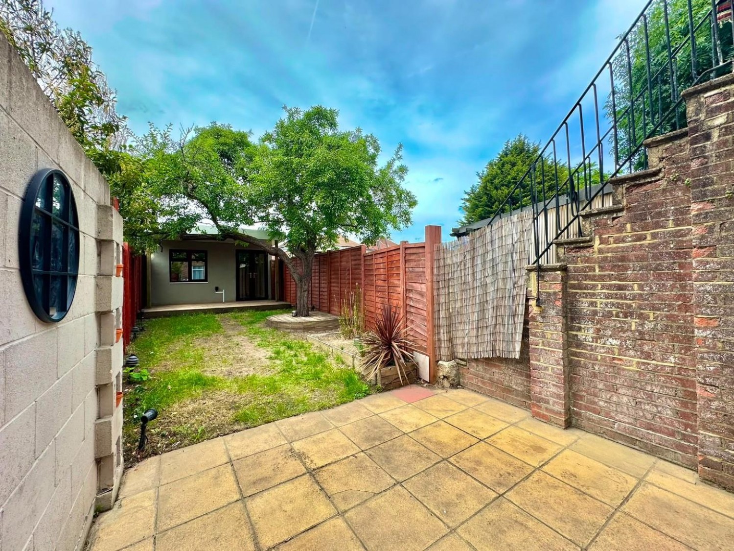 Botwell Crescent, Hayes