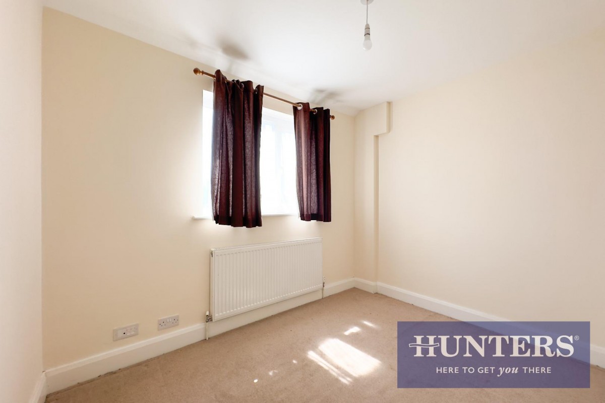 Pembury Avenue, Worcester Park, KT4 8BU