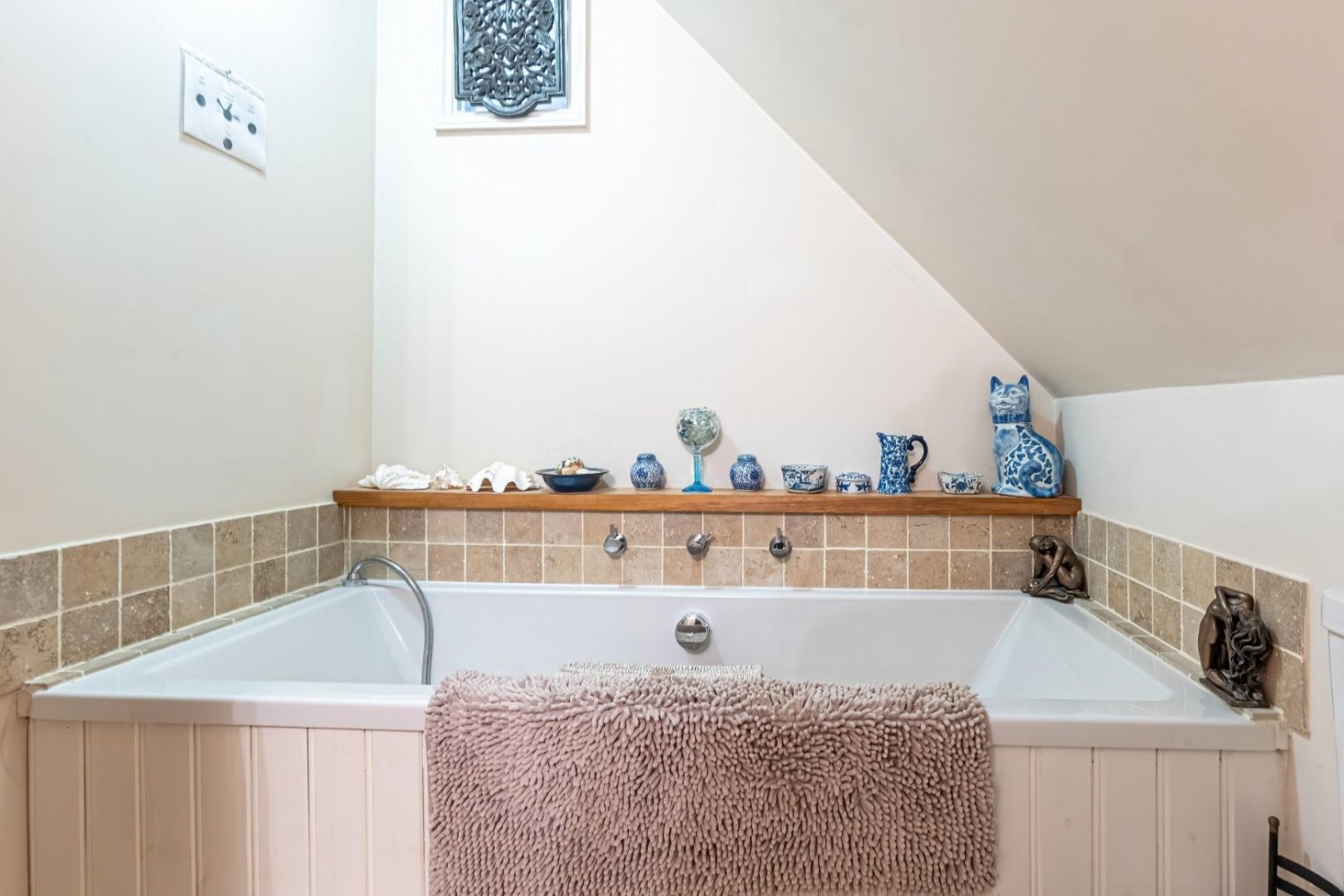 The Shire House, Rowden Farm Barns, Mentmore