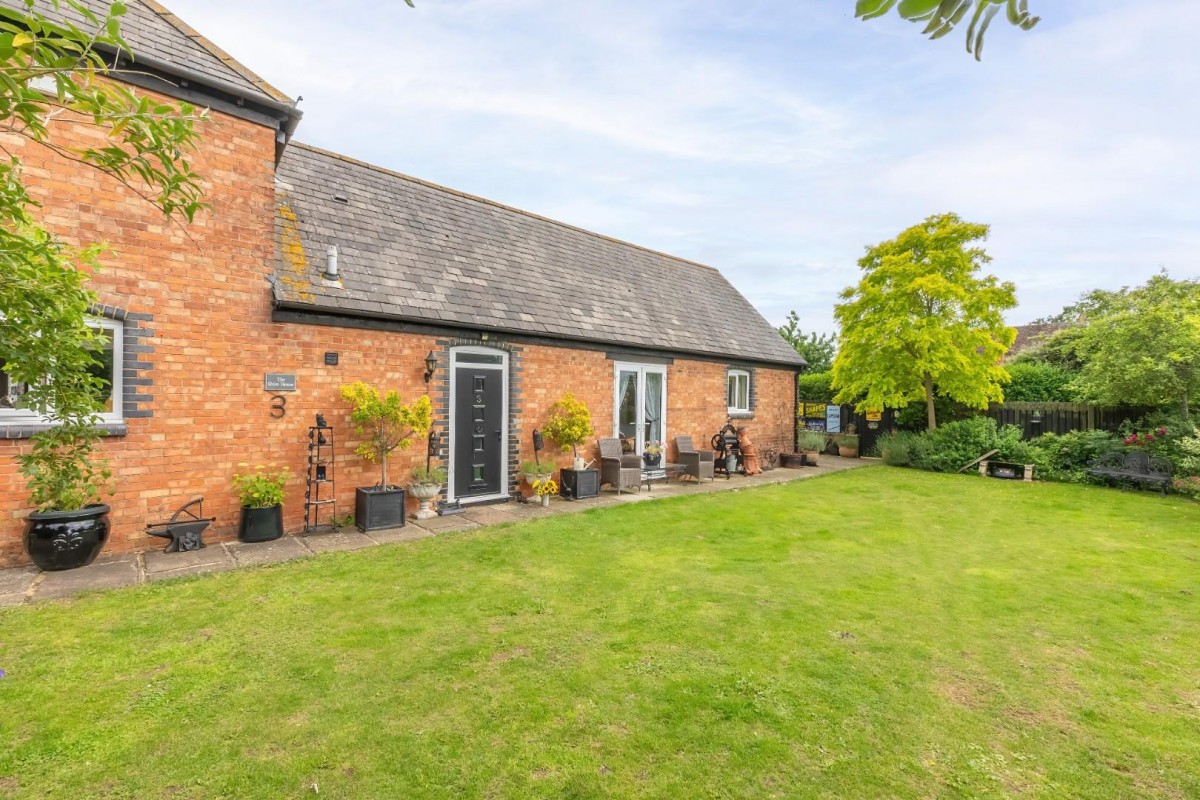 The Shire House, Rowden Farm Barns, Mentmore