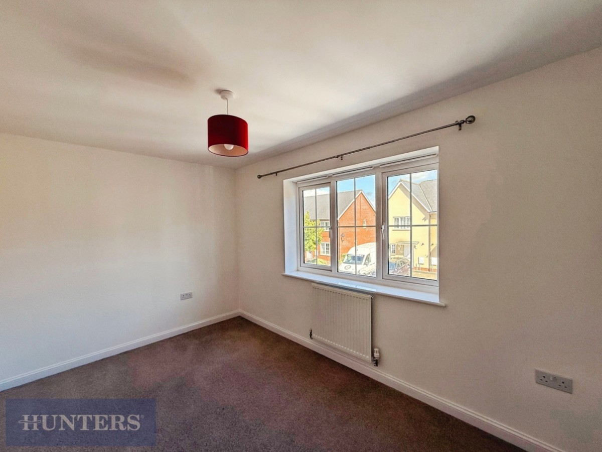 Whitaker Close, Exeter. EX1 3WR