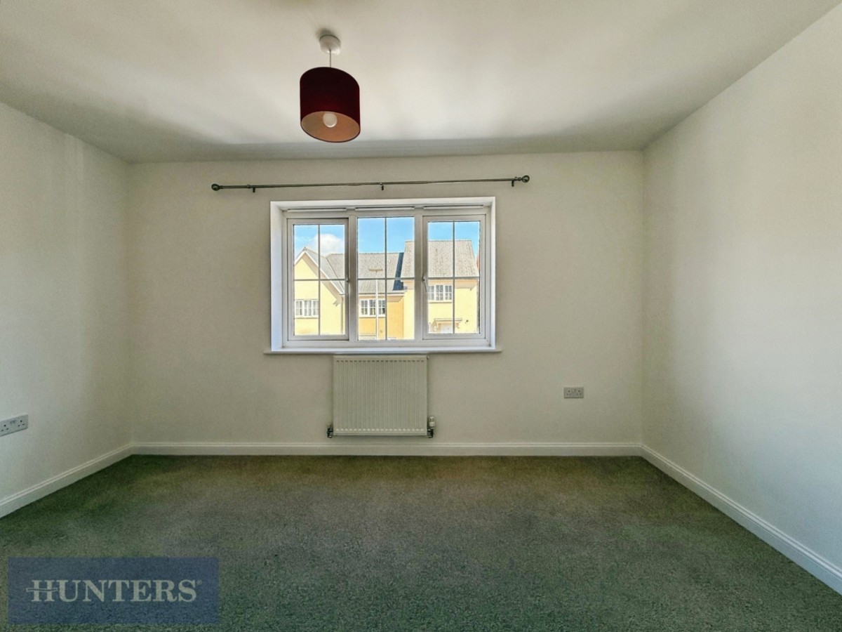 Whitaker Close, Exeter. EX1 3WR