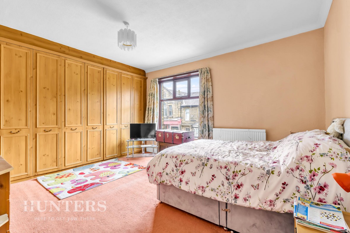 Centre Vale, Littleborough, OL15 9EL
