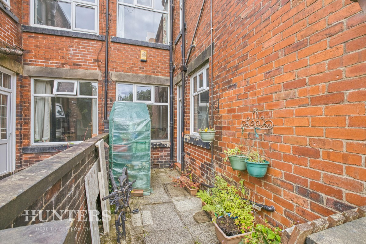 Centre Vale, Littleborough, OL15 9EL