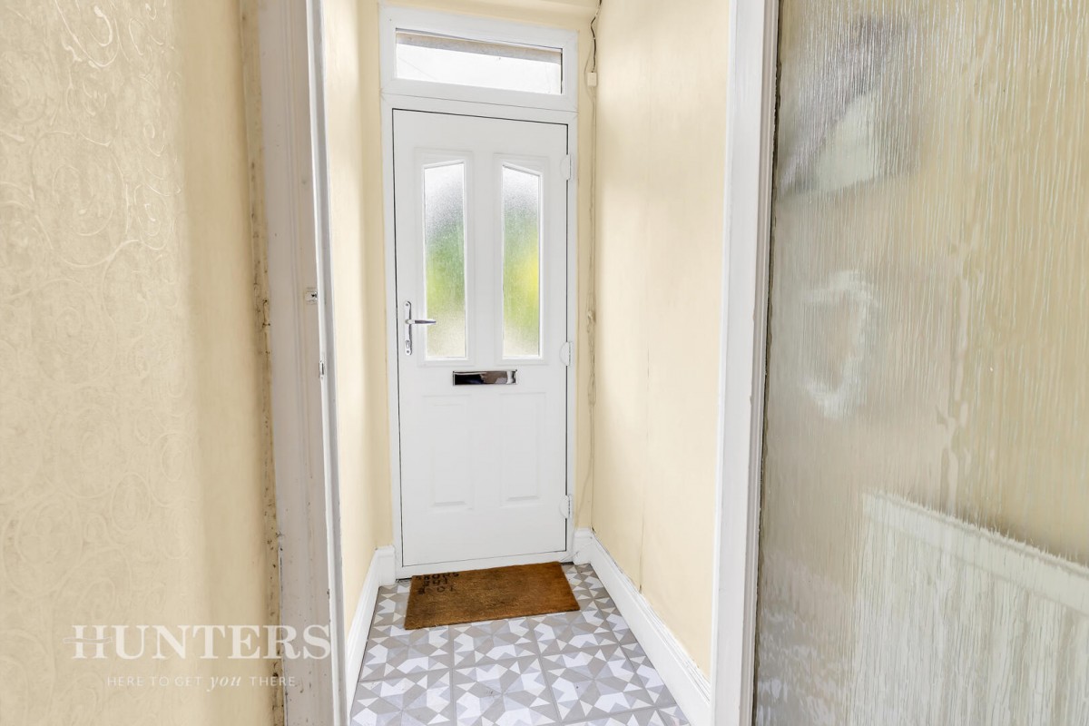 Centre Vale, Littleborough, OL15 9EL