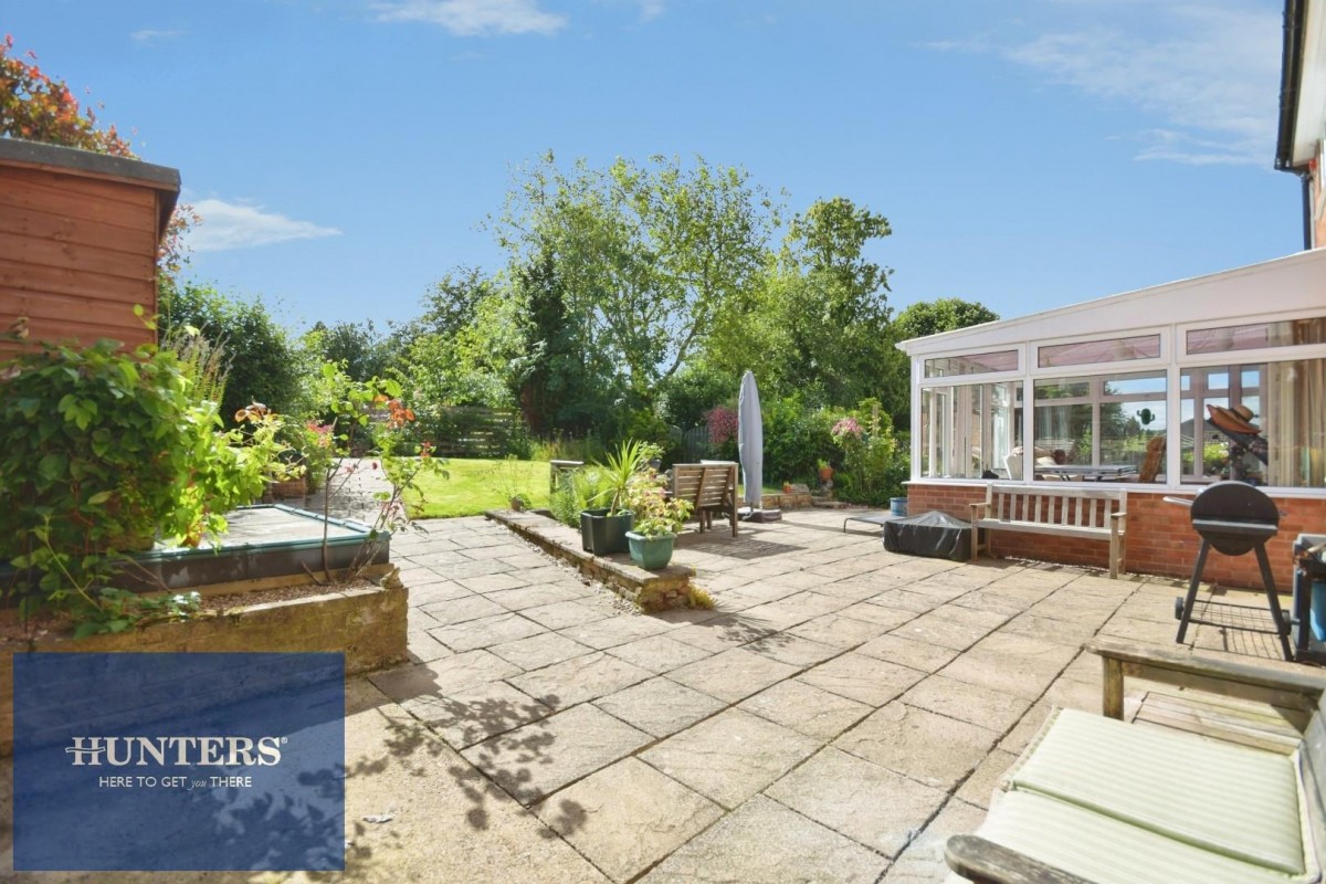 Deerlands Road, Ashgate, Chesterfield, S40 4DF