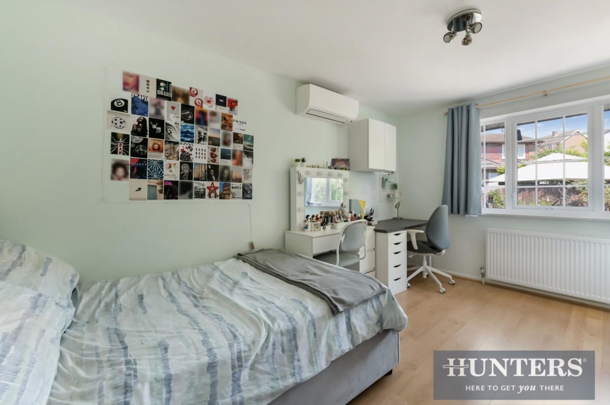 Grafton Road, Worcester Park, KT4 7HF