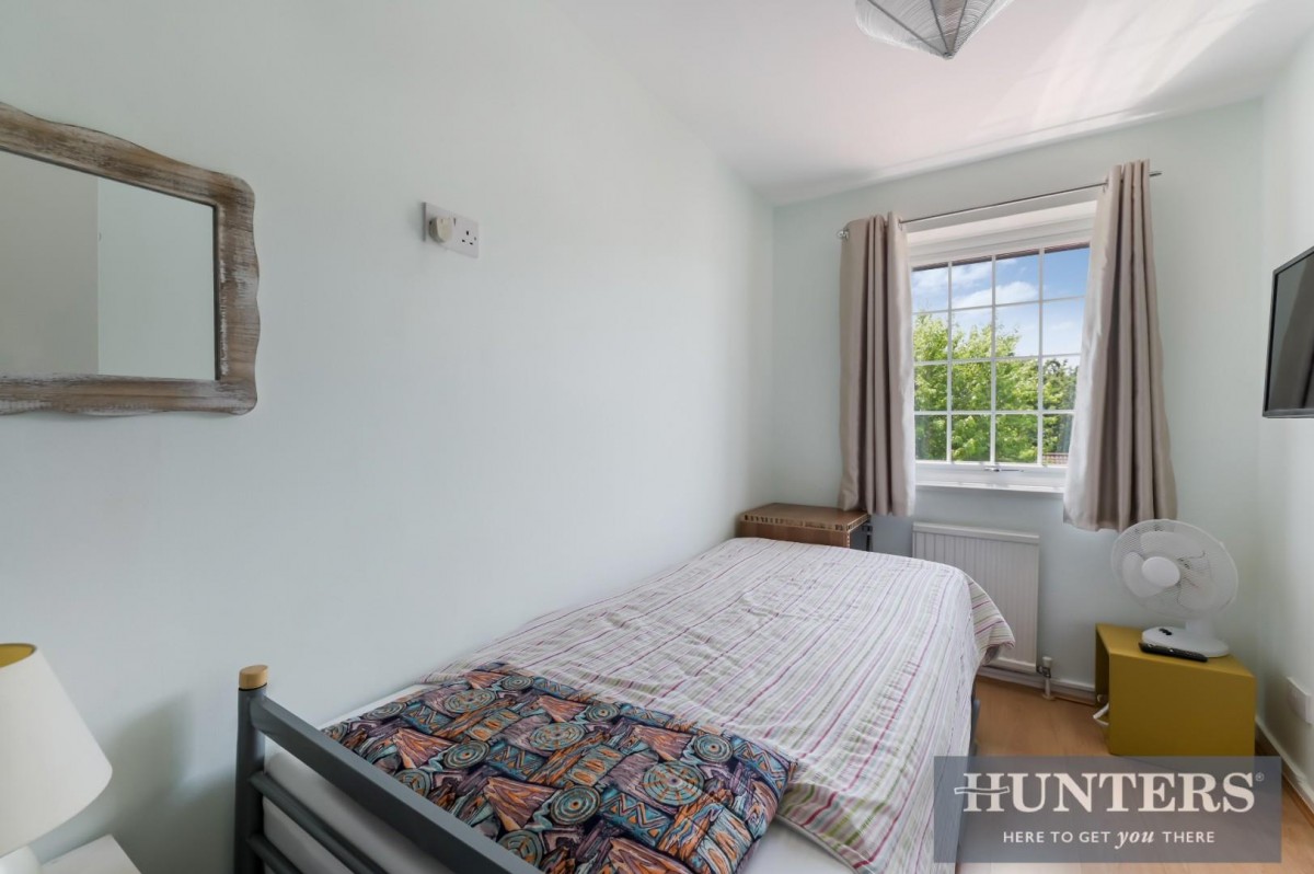 Grafton Road, Worcester Park, KT4 7HF