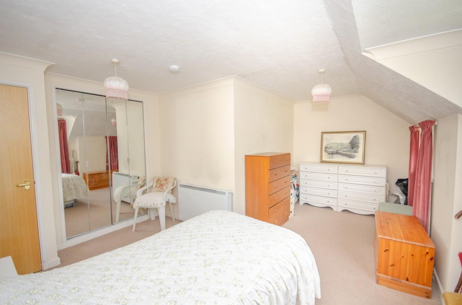 1 bedroom Flat for sale in Christchurch Lane, Downend, Bristol, BS16 5TR