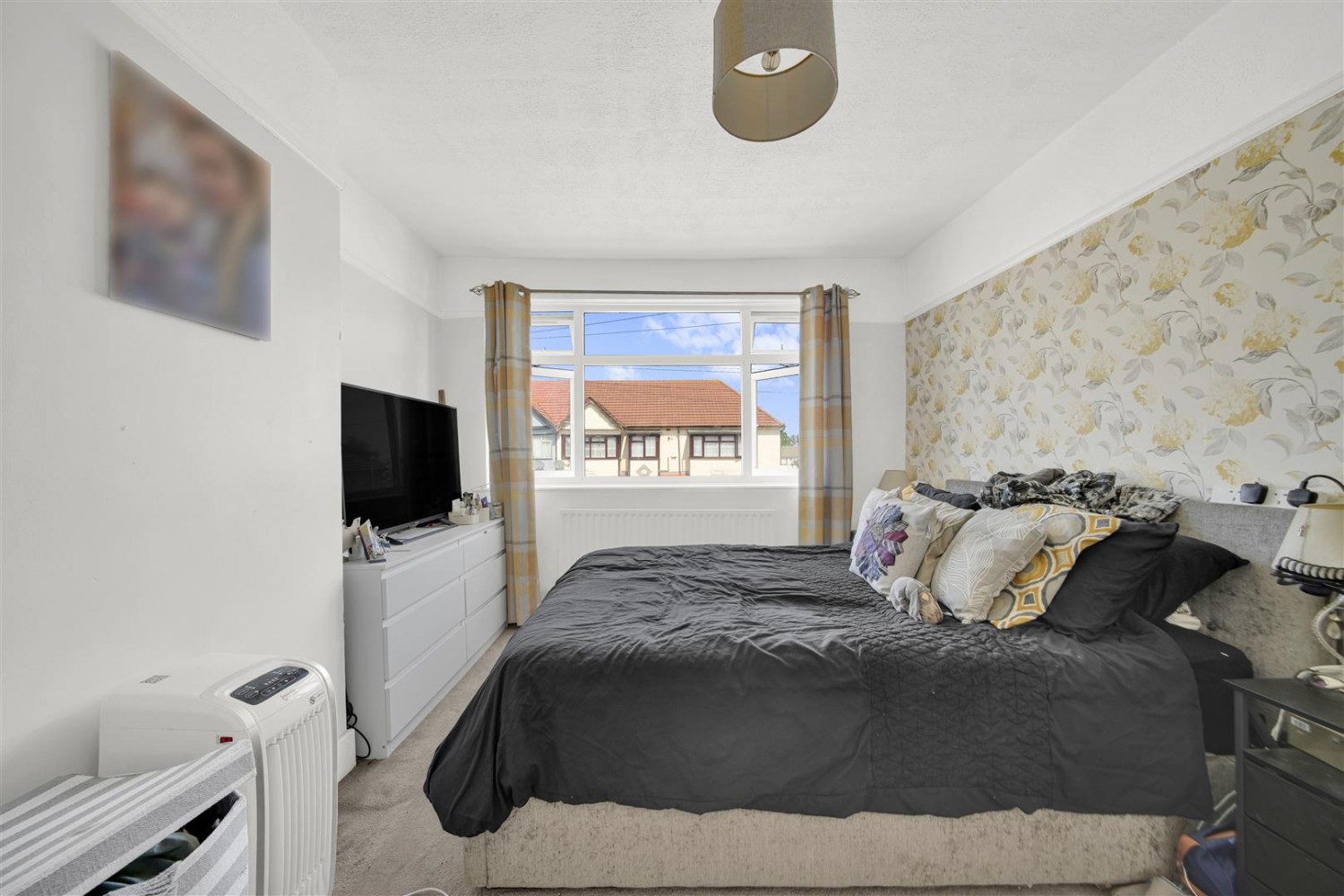 Stanley Avenue, Dagenham, RM8