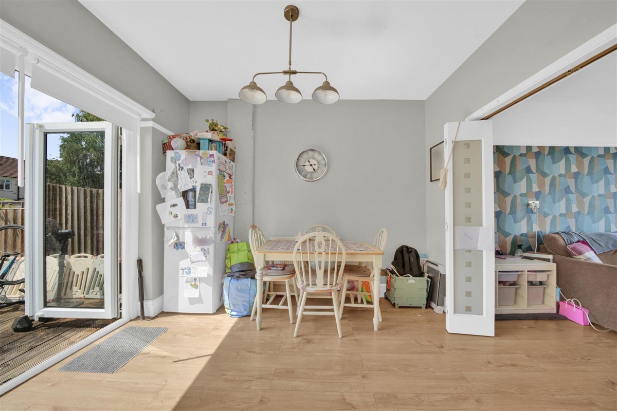 Stanley Avenue, Dagenham, RM8