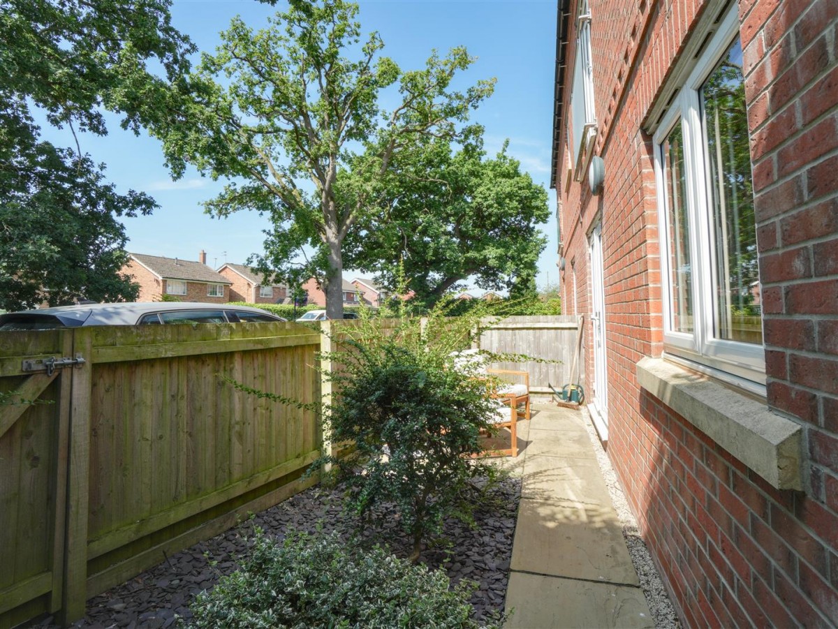 Stillington Road, Easingwold, York, YO61 3GS