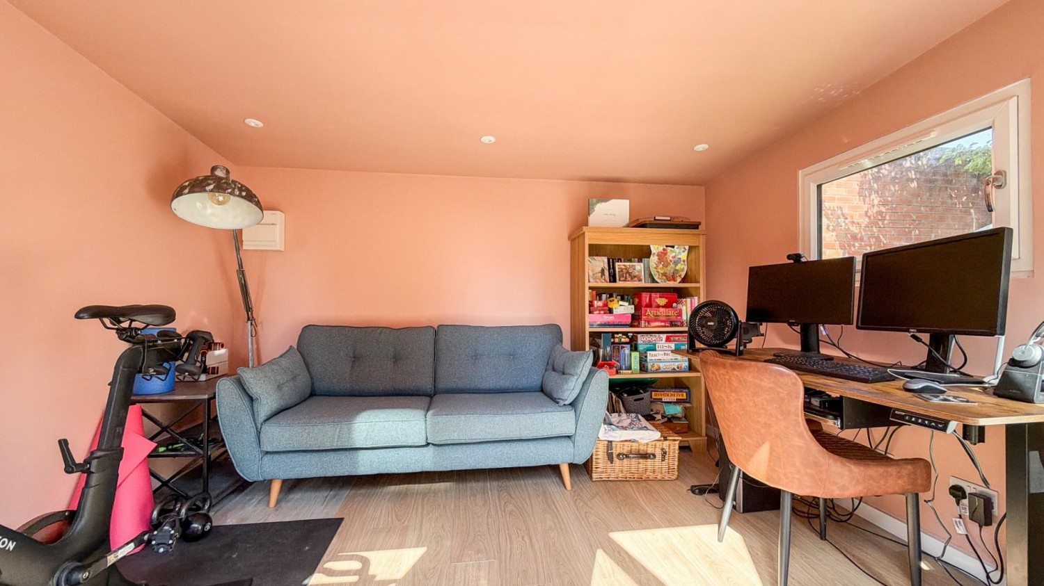 3 bedroom House for sale in Oakhill Drive, Bedminster, BS3 5EU