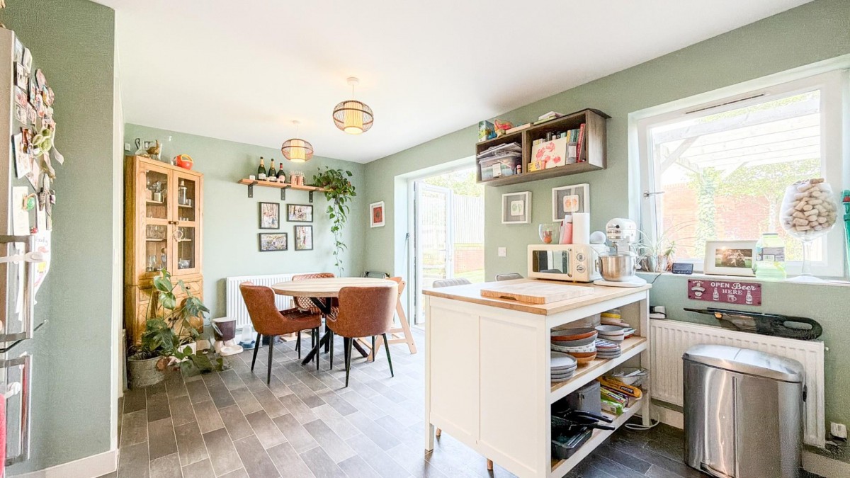 Oakhill Drive, Bedminster, BS3 5EU