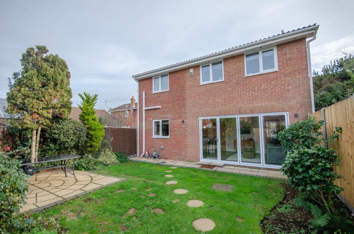 Benford Close, Downend, Bristol, BS16 2UD