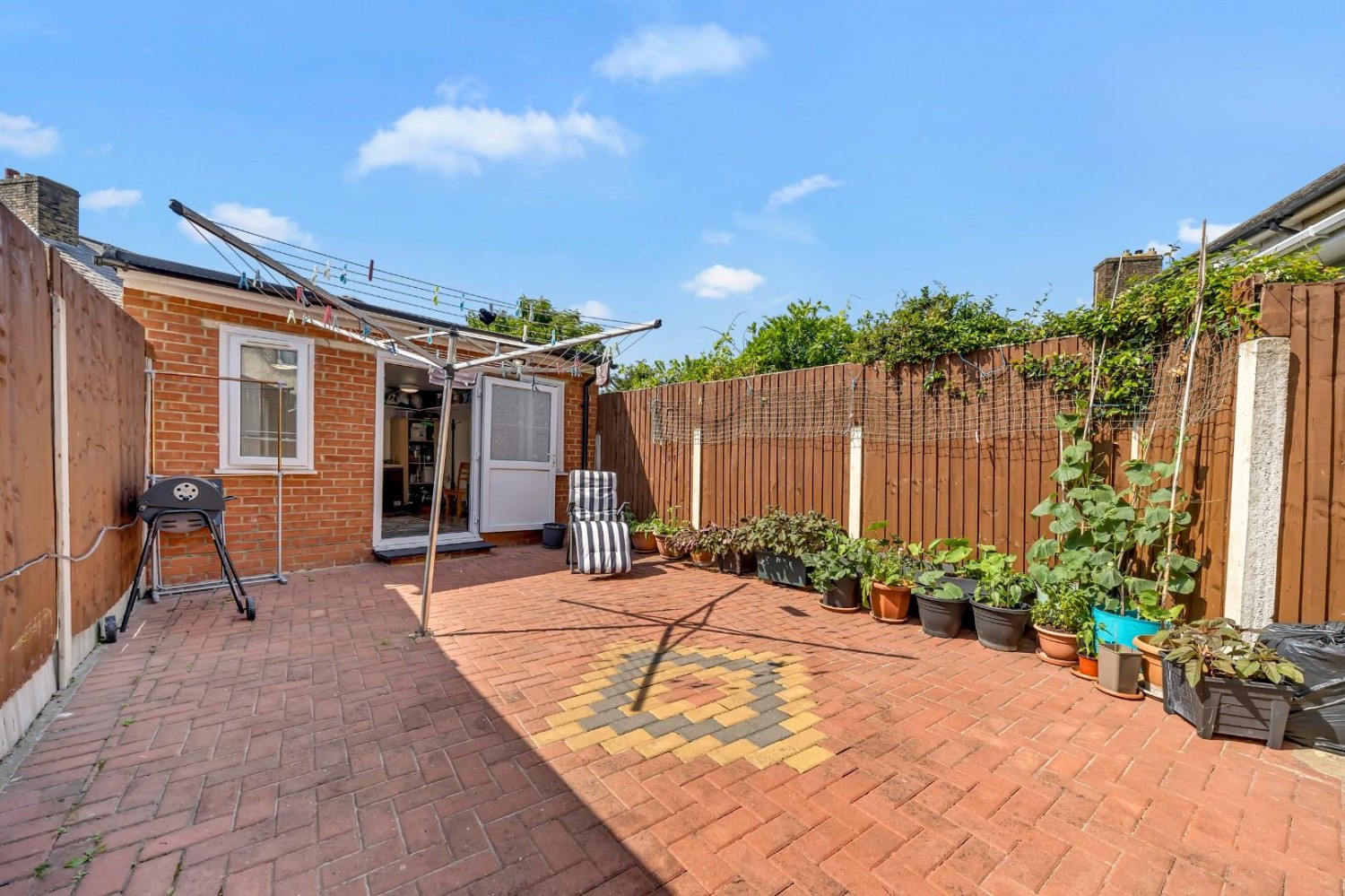 Durell Road, Dagenham, RM9