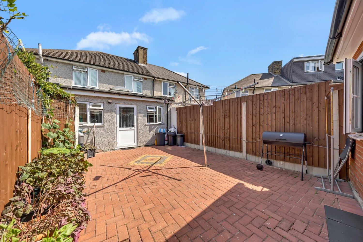 Durell Road, Dagenham, RM9