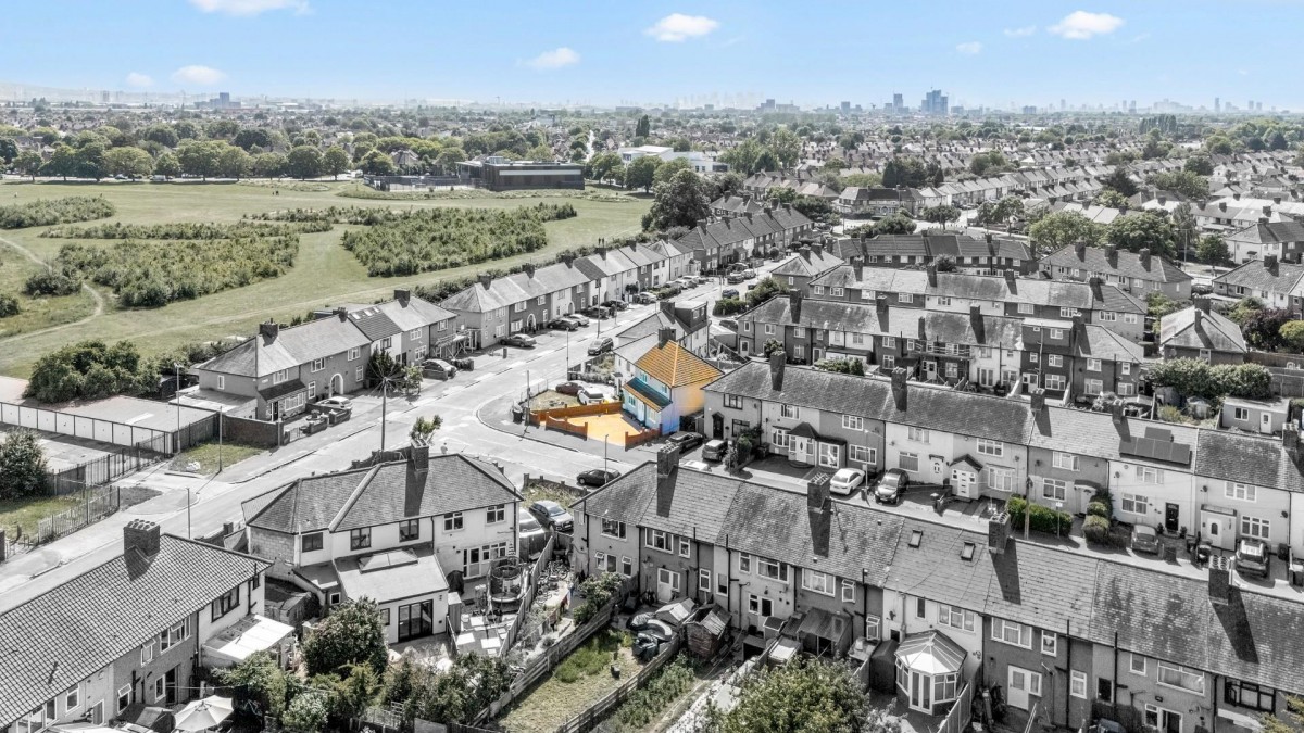 Durell Road, Dagenham, RM9