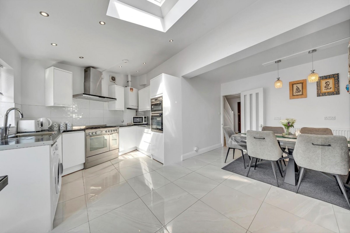 Durell Road, Dagenham, RM9