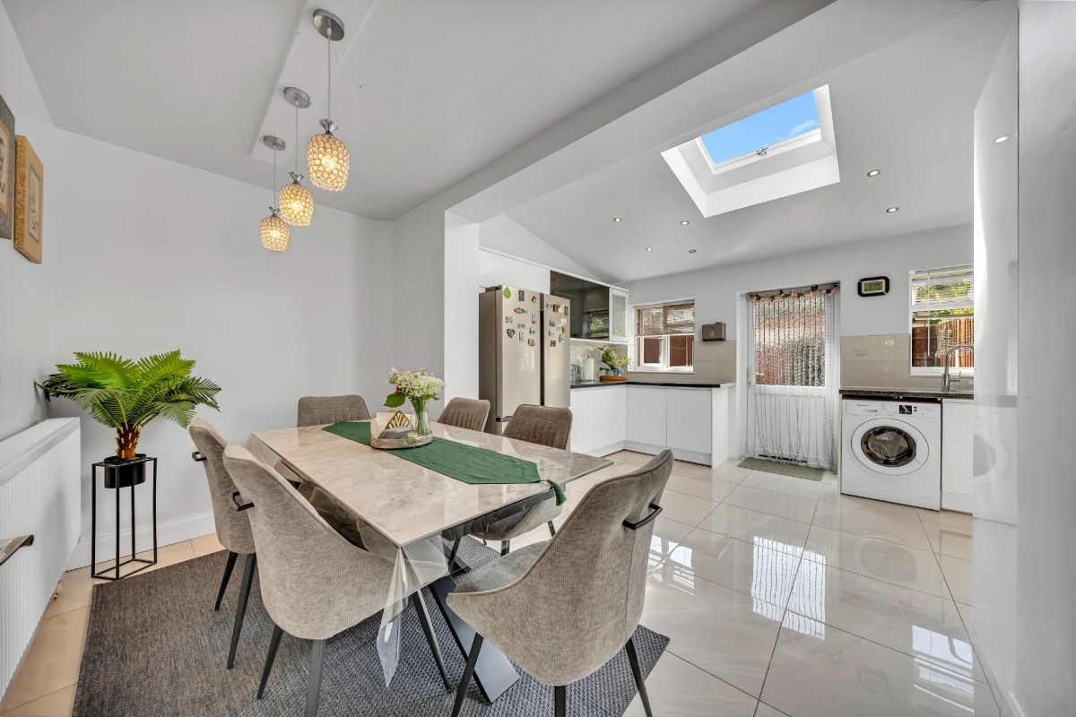 Durell Road, Dagenham, RM9