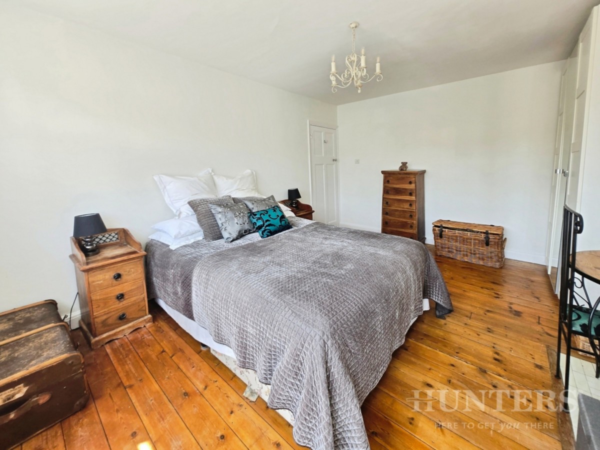 Wallace Crescent, Carshalton
