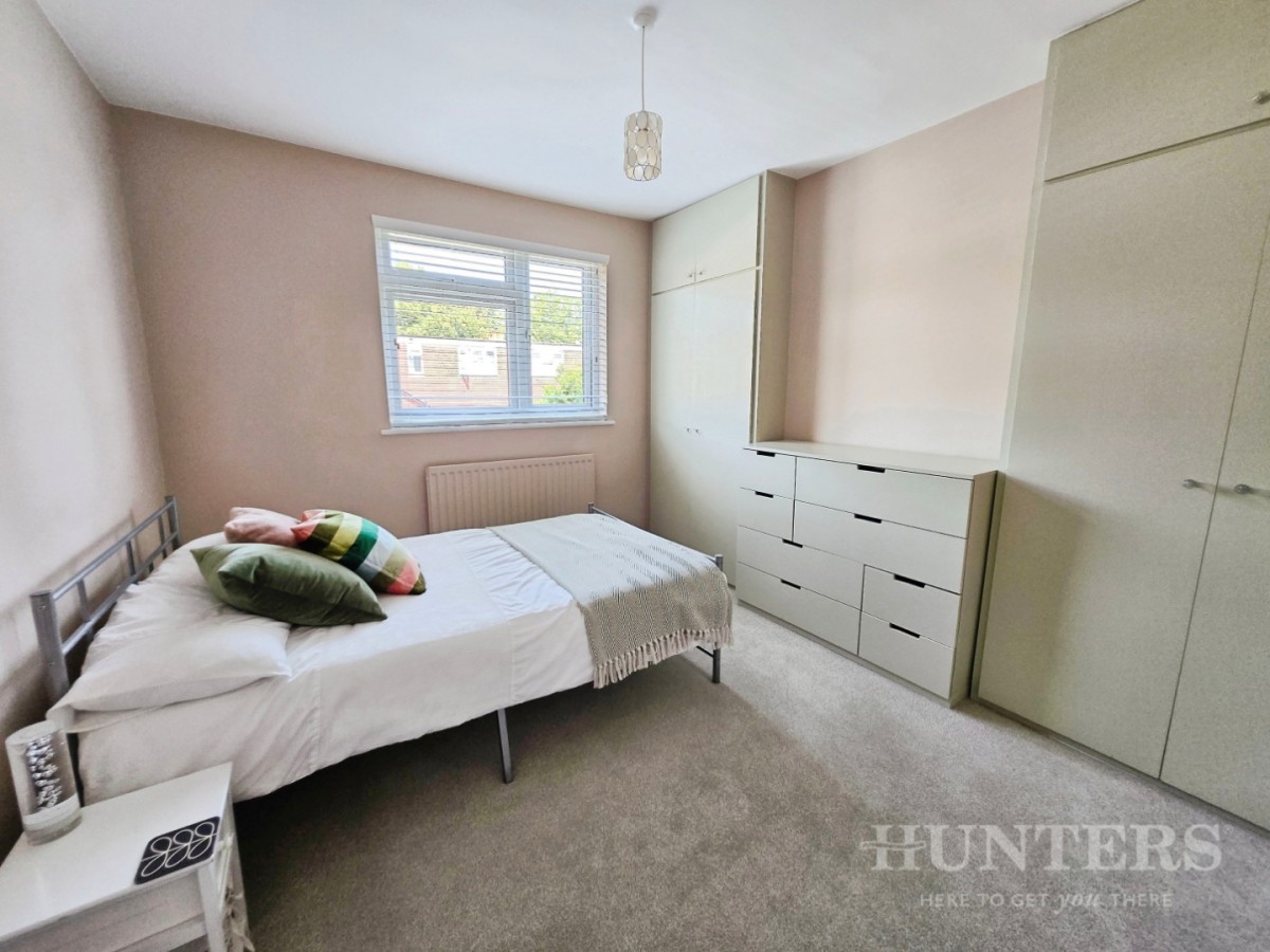 Wallace Crescent, Carshalton