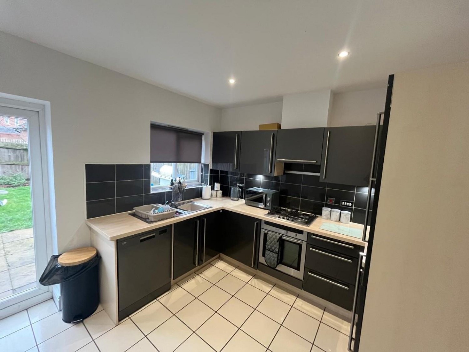 3 bedroom House to let in Boulder Close, Wilnecote, Tamworth