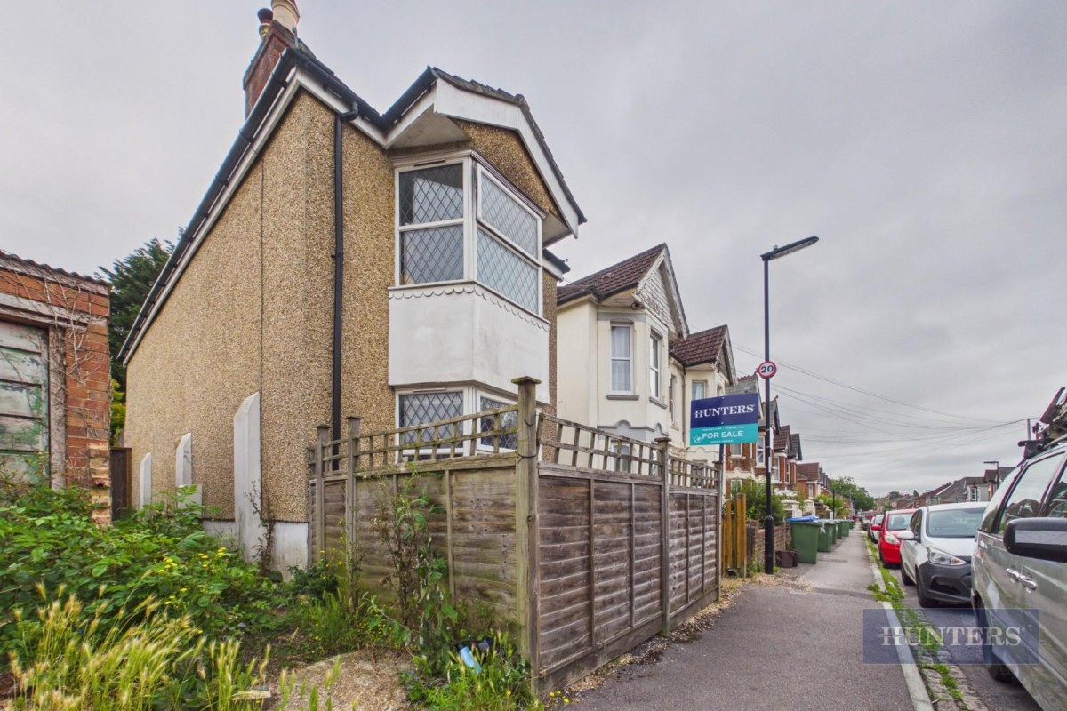 Cedar Road, Southampton SO14