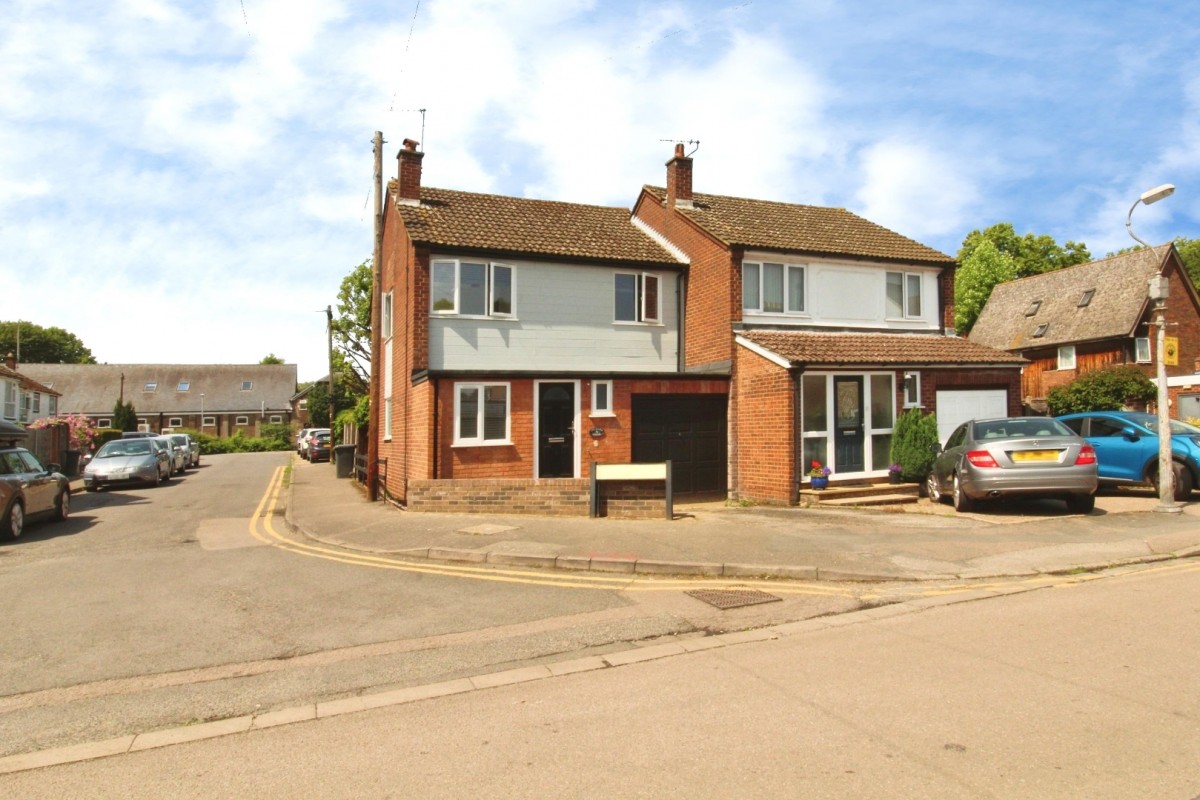Orchard Close, Stanstead Abbotts