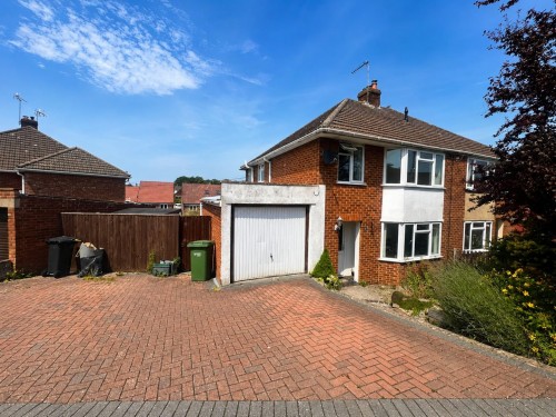 The Crescent, Tilsdown, Dursley